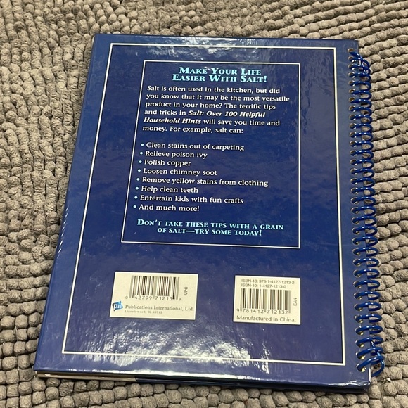 Over 100 Helpful Household Hints Salt hardcover book - Picture 2 of 12